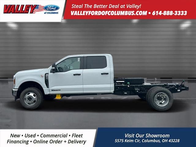 2025 Ford F-350 photo 3