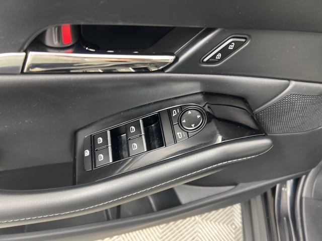 2023 Mazda CX-30 2.5 S Preferred photo 13