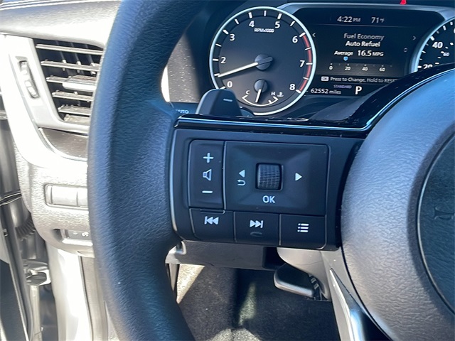 2023 Nissan Rogue SV photo 8
