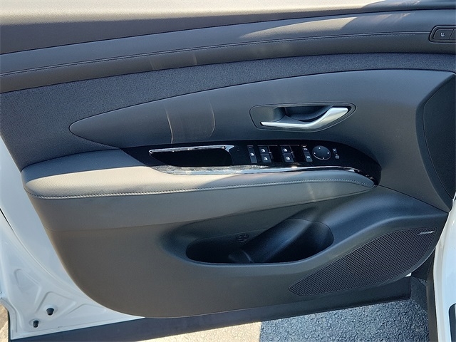 2025 Hyundai Tucson Limited photo 12