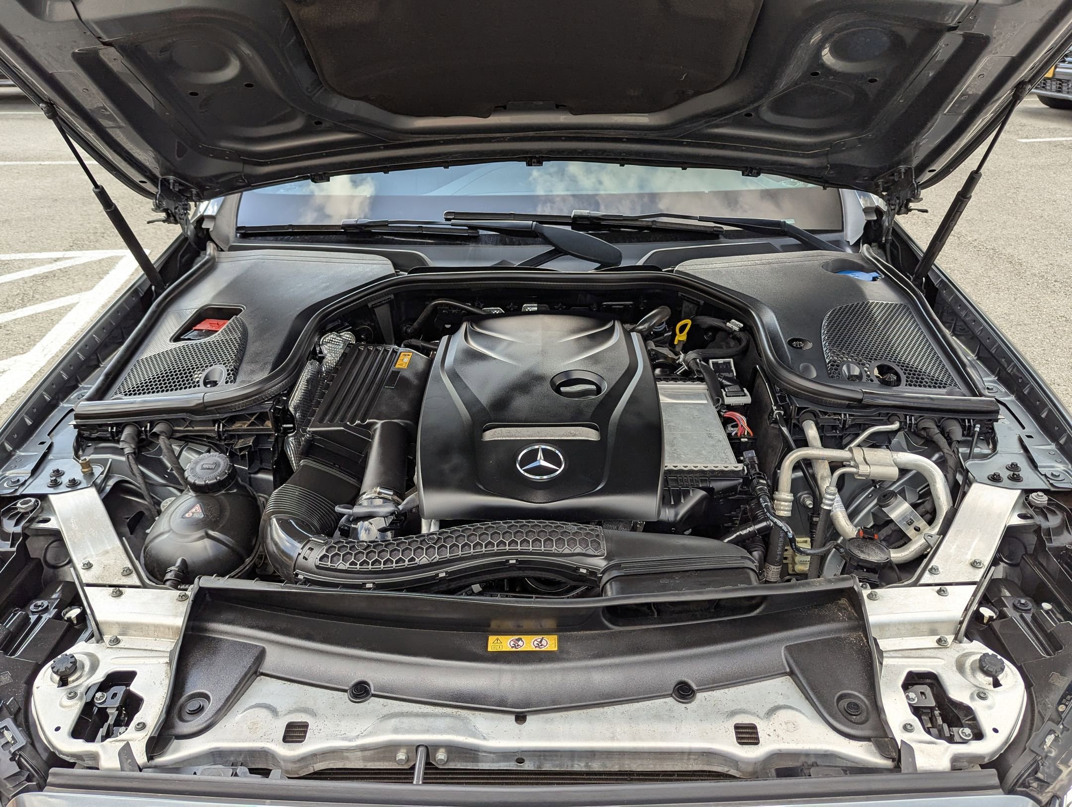 2017 Mercedes Benz E 300 Sport photo 32