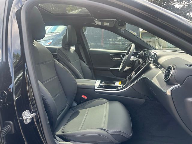 2025 Mercedes Benz C 300 4MATIC photo 24