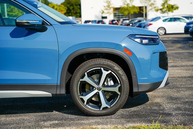 2025 Volkswagen Tiguan SE photo 42