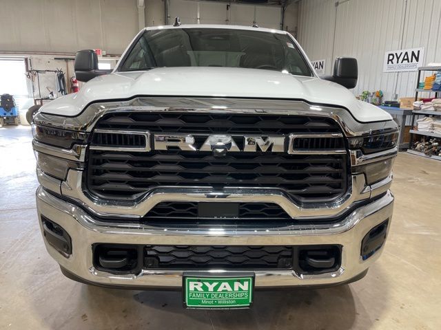 2025 Ram 2500 Tradesman photo 4