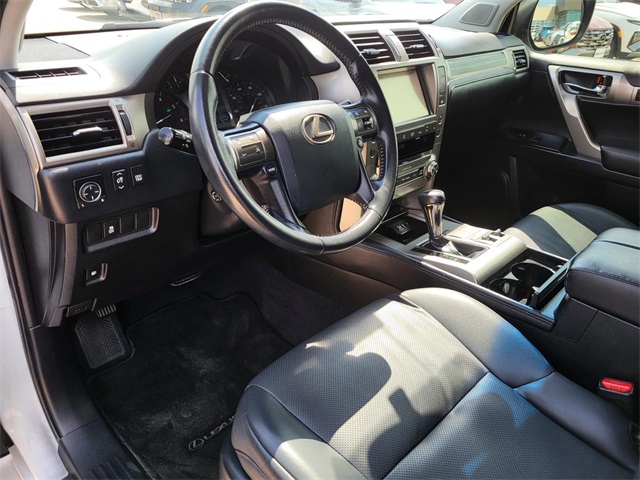 2014 Lexus GX 460 Base photo 16
