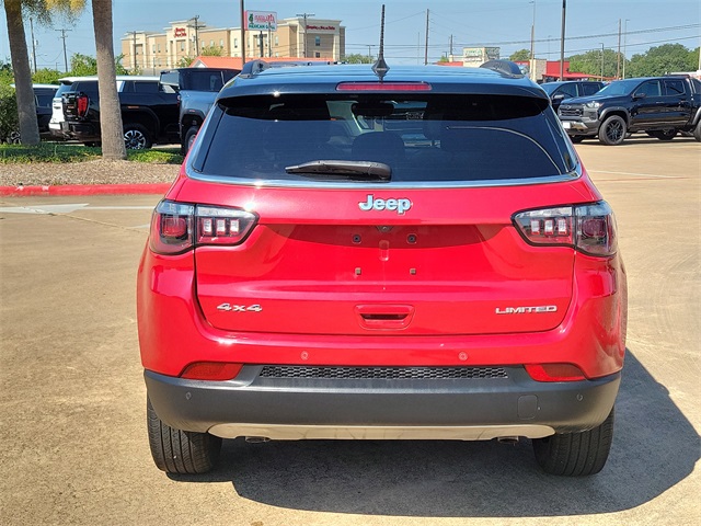 2024 Jeep Compass Limited photo 4