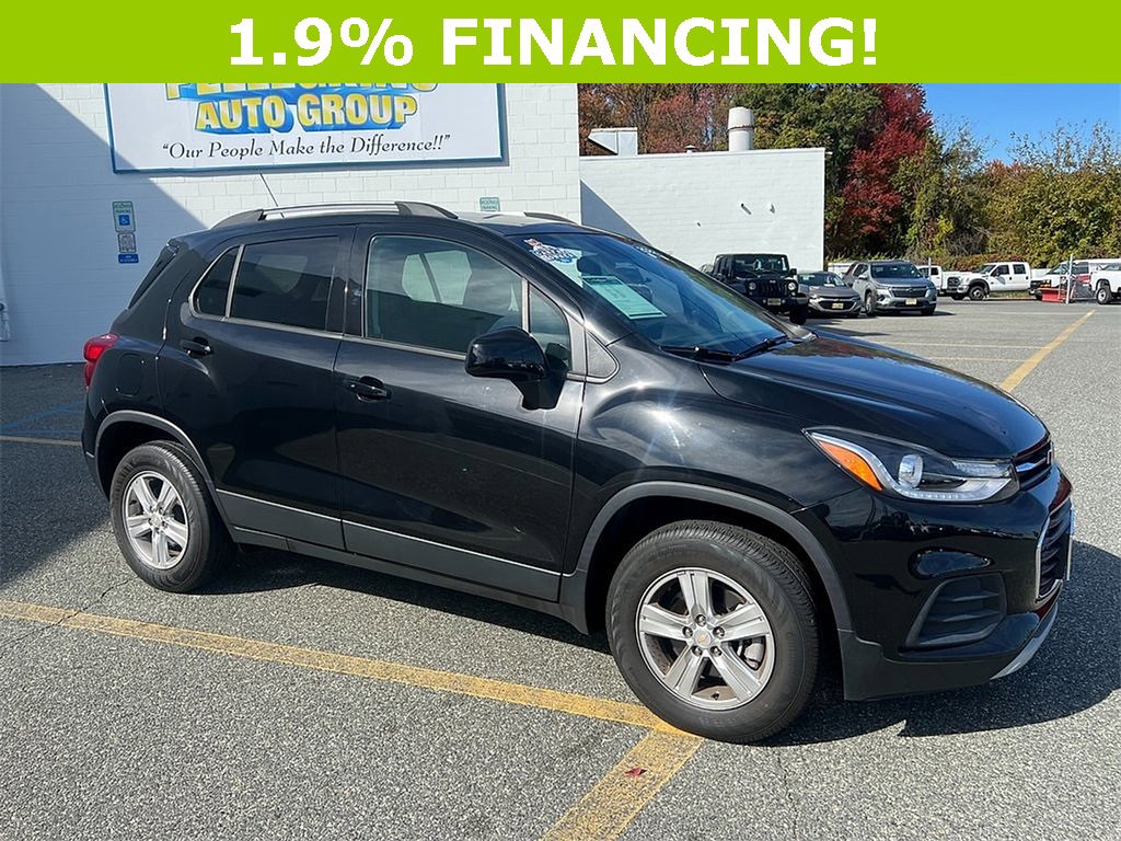 Used 2022 Chevrolet Trax LT with VIN KL7CJPSM4NB523307 for sale in Westville, NJ