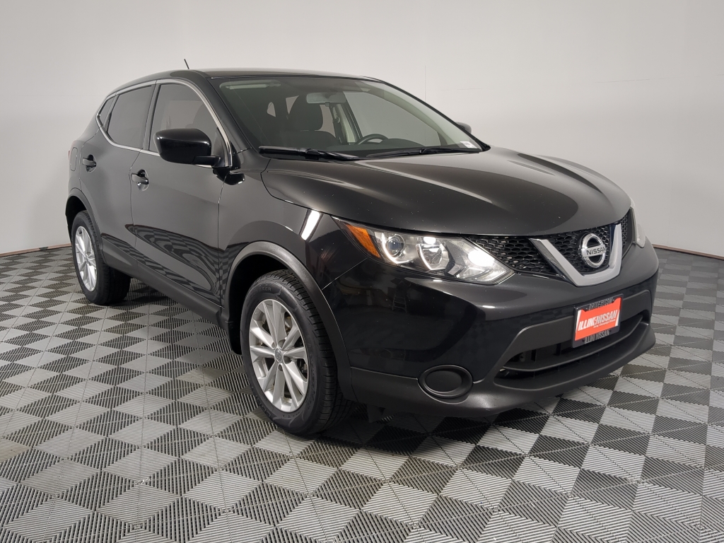 2017 Nissan Rogue Sport S
