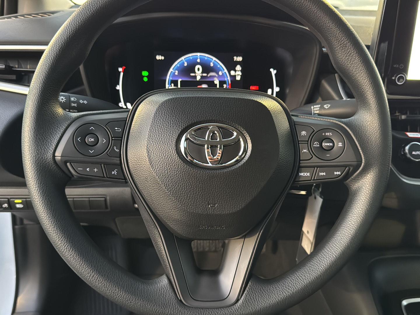2026 Toyota Corolla LE photo 15