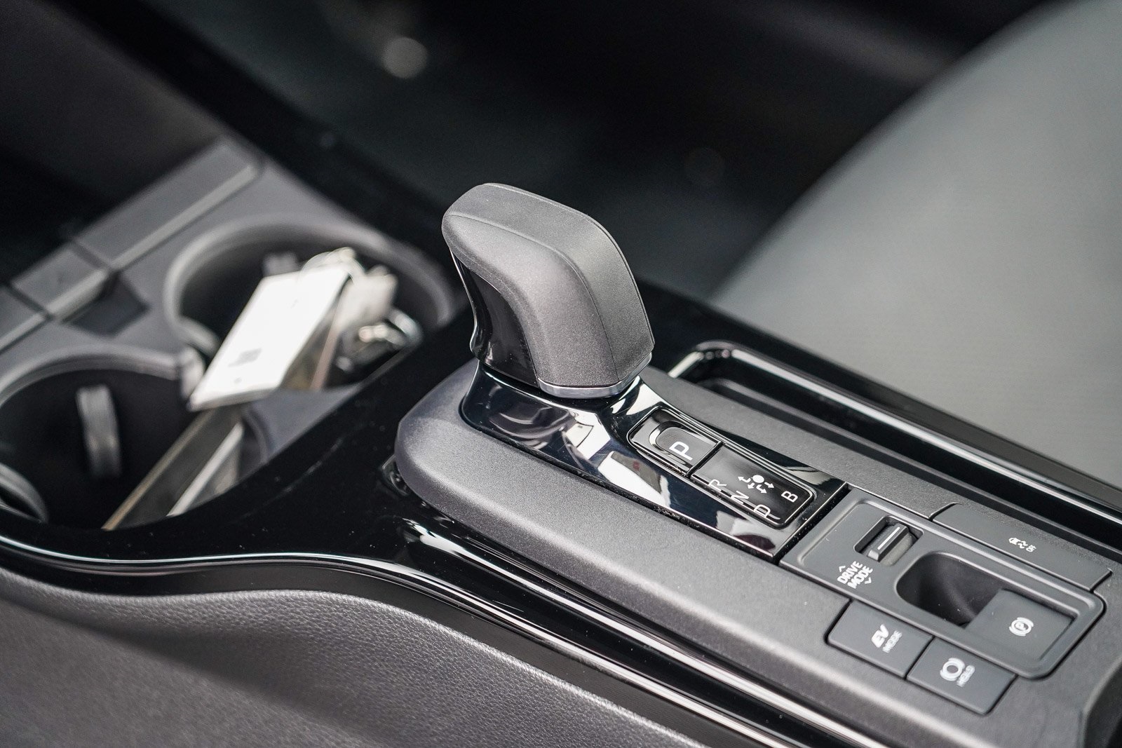 2024 Toyota Prius XLE photo 19