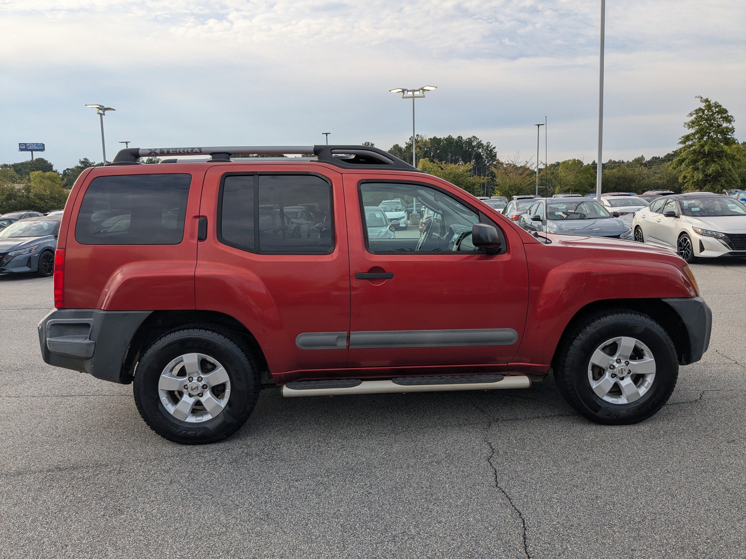 2012 Nissan Xterra S photo 2