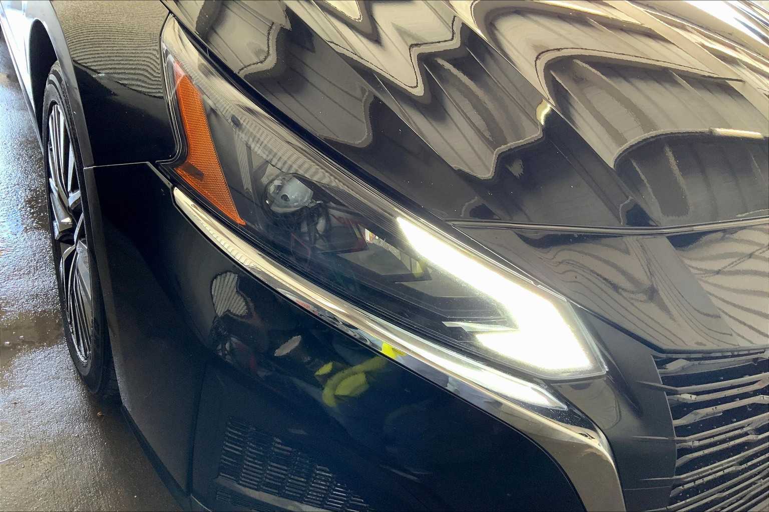 2023 Nissan Altima 2.5 SV photo 25