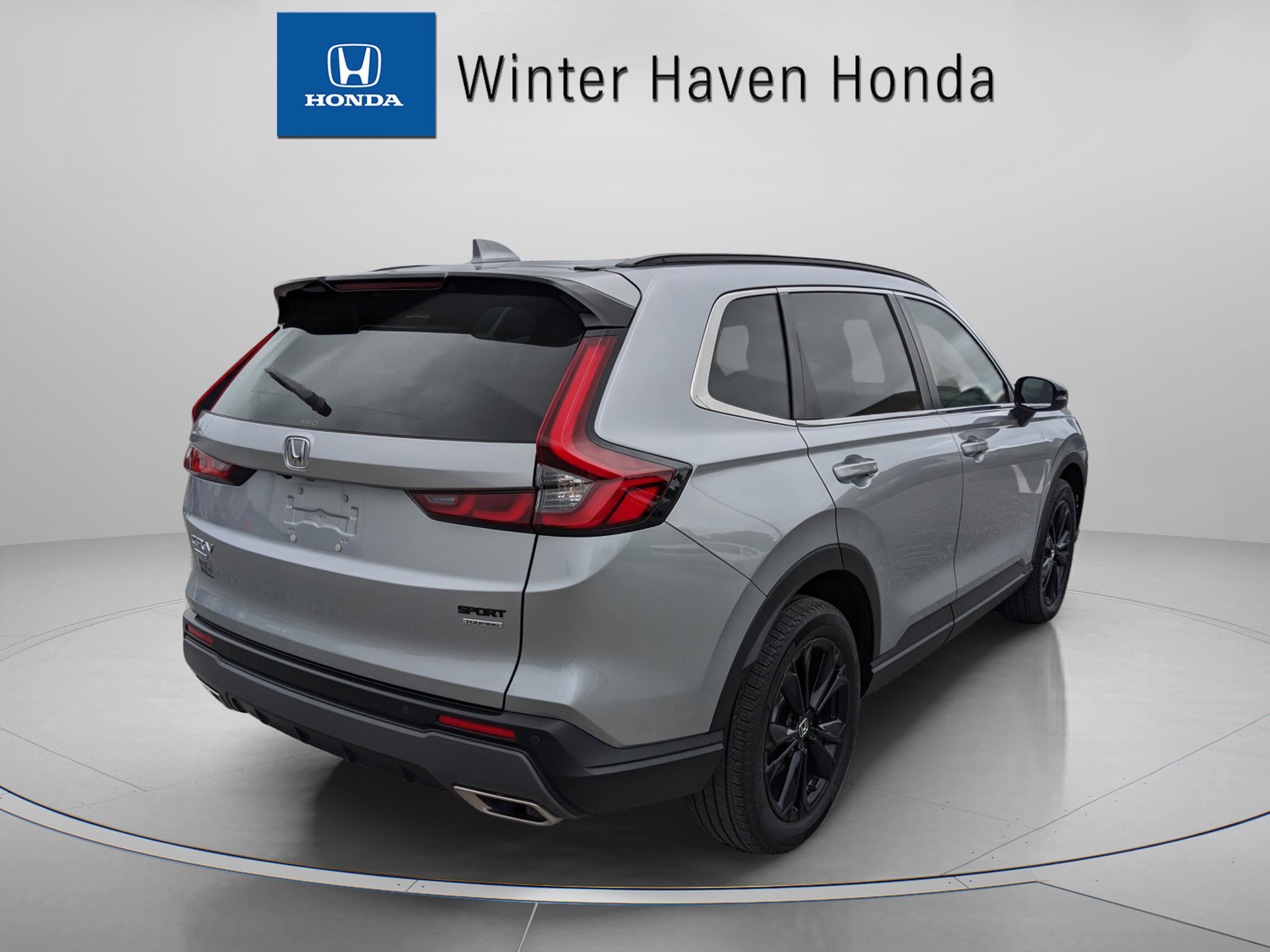 2024 Honda CR-V Hybrid Sport Touring photo 4