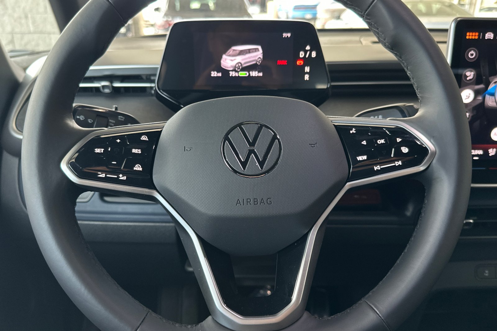 2025 Volkswagen ID. Buzz Pro S photo 21