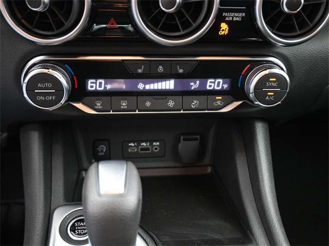 2025 Nissan Sentra SV photo 4
