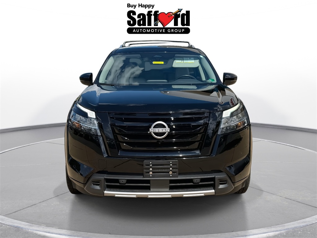 2023 Nissan Pathfinder SL photo 9