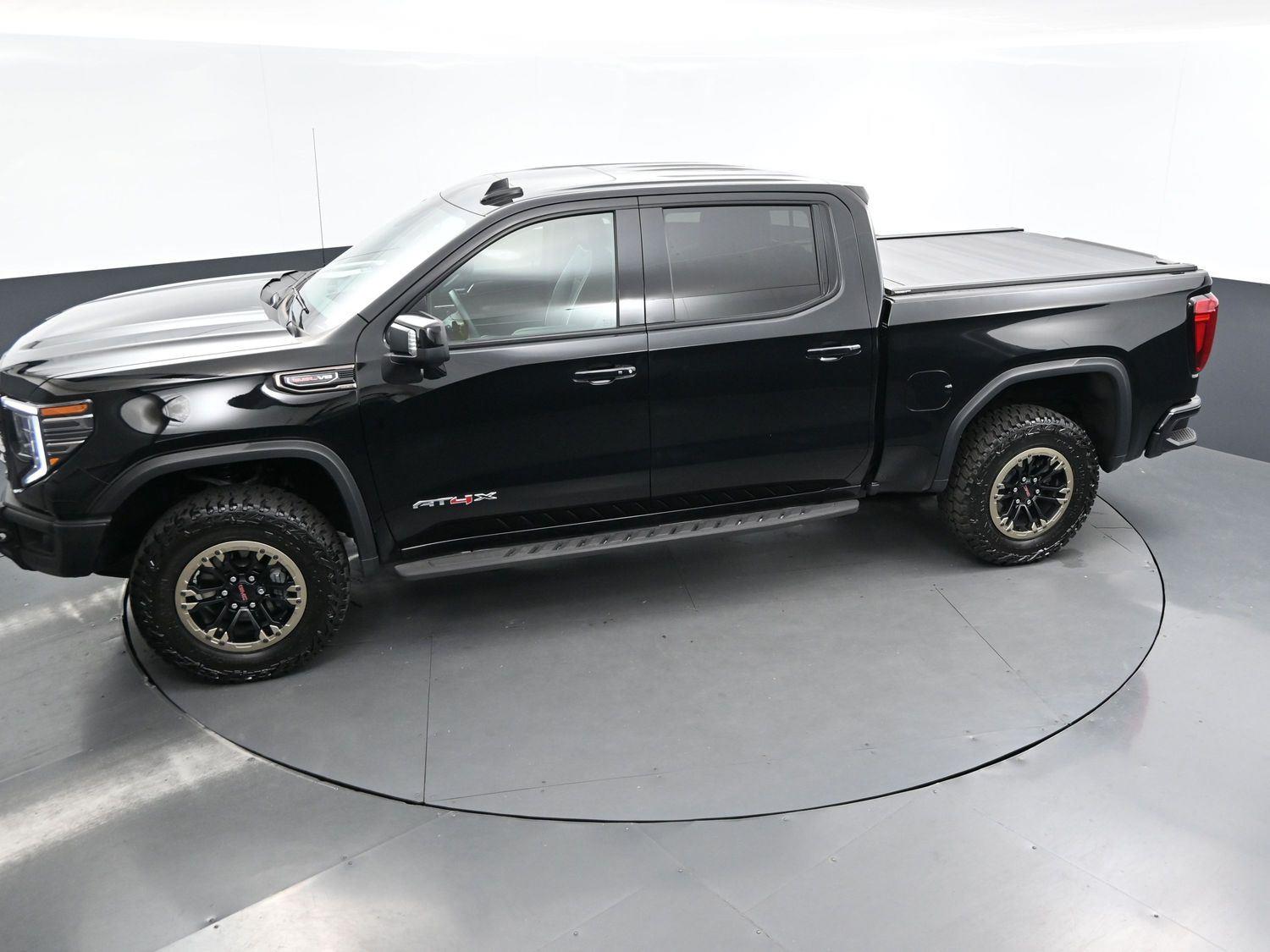 2024 Gmc Sierra 1500 AT4X photo 39