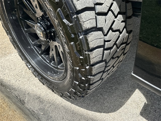 2022 Chevrolet Silverado 1500 LT photo 10