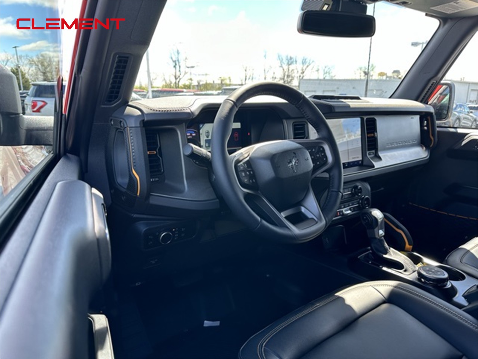 2024 Ford Bronco Badlands photo 11