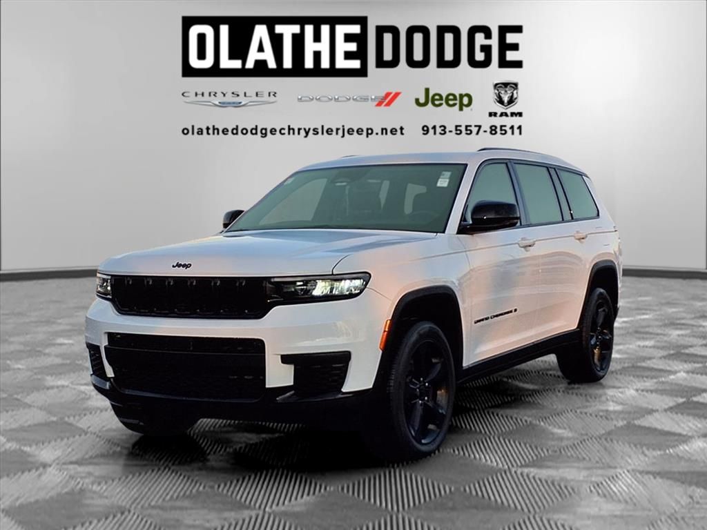 2022 Jeep Grand Cherokee L Altitude's photo