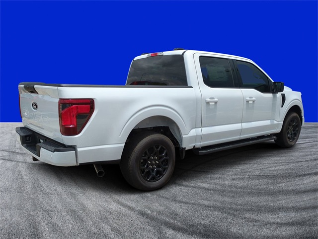 2025 Ford F-150 XLT photo 3
