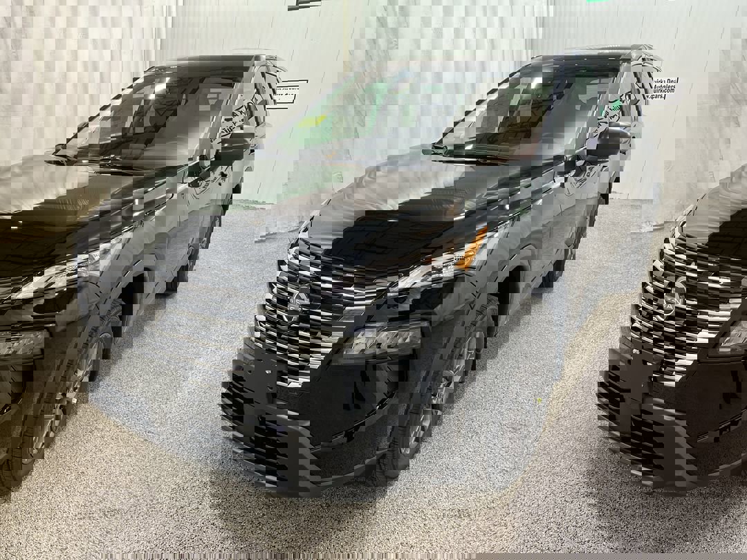 2026 Nissan Rogue S photo 4