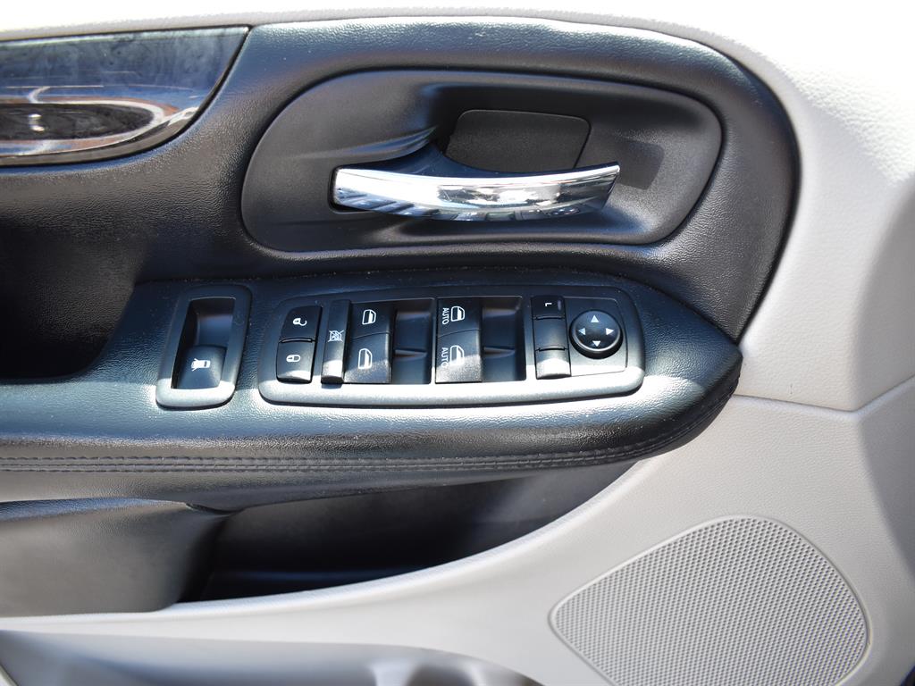 2020 Dodge Grand Caravan SE Sport photo 15
