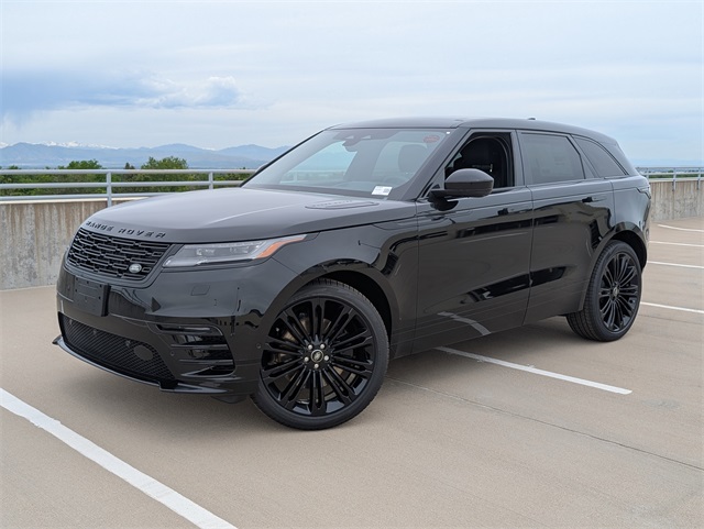 2026 Land Rover Range Rover Velar SE photo 2