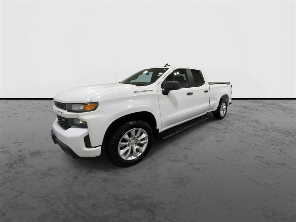 2022 Chevrolet Silverado Custom photo 4