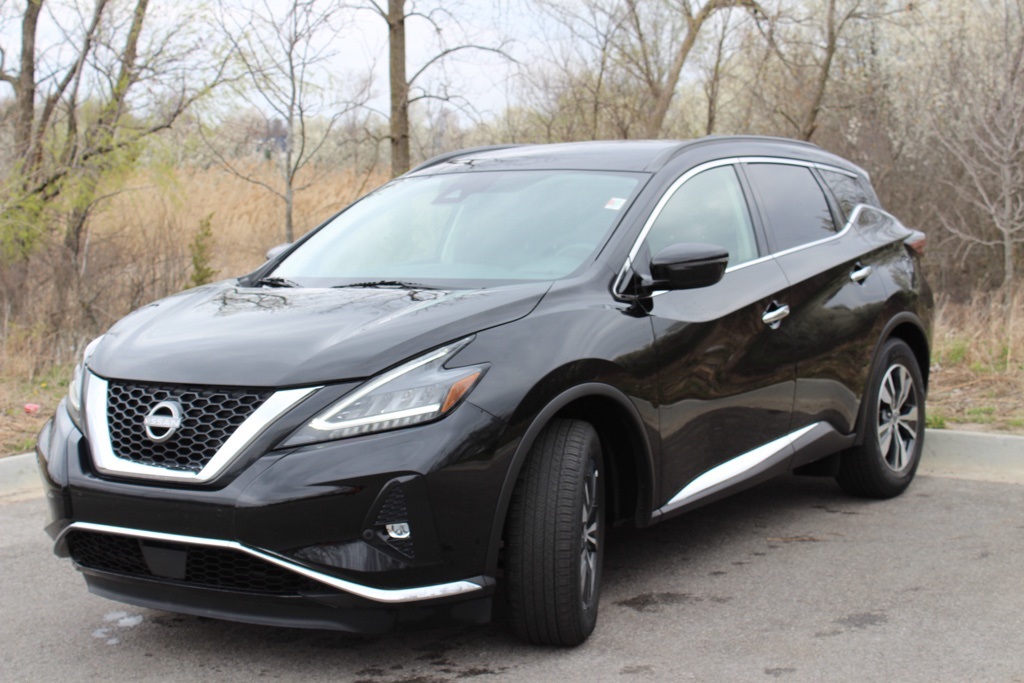 2023 Nissan Murano SV photo 2