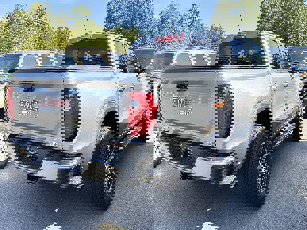 2024 Gmc Canyon AT4 photo 8