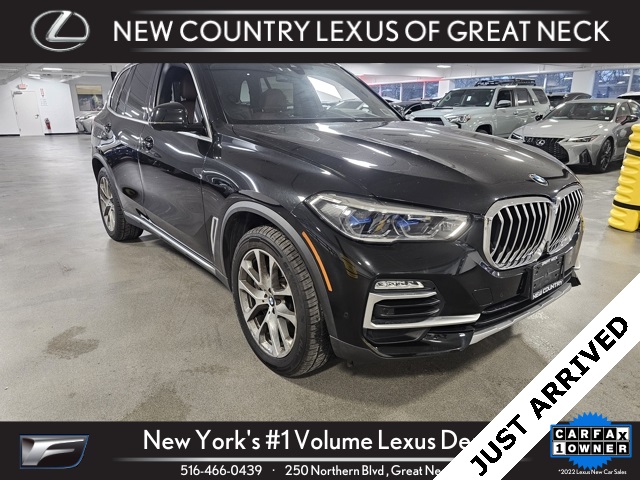 2020 BMW X5 40i's photo