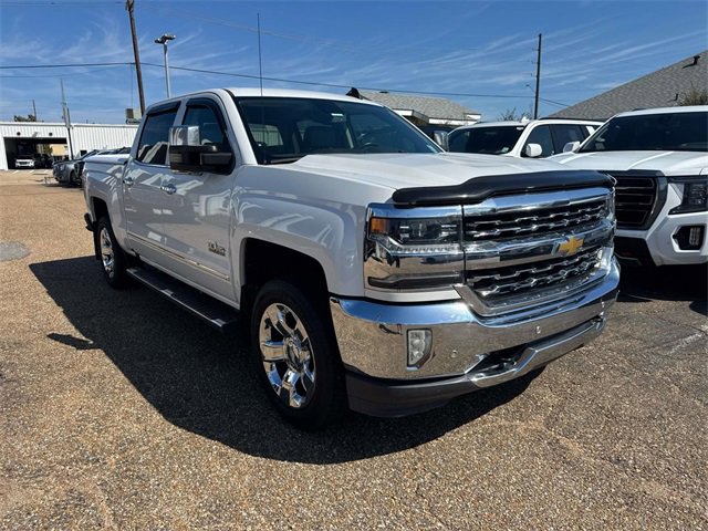 2018 Chevrolet Silverado 1500 LTZ photo 3