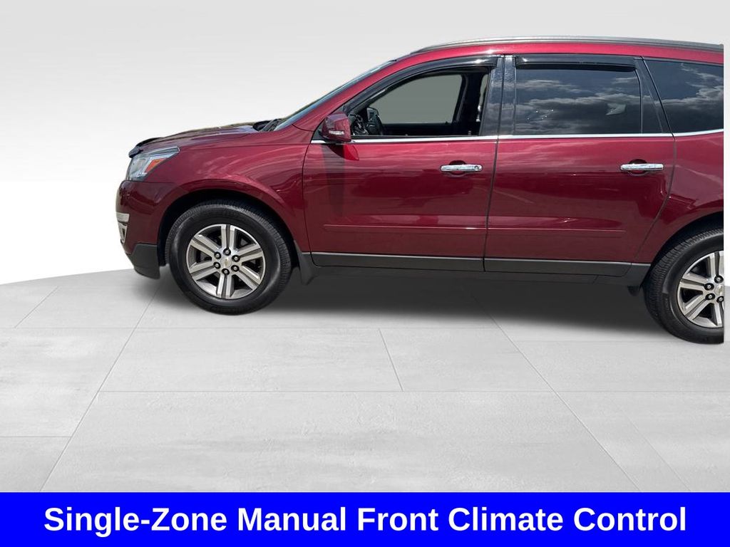 2015 Chevrolet Traverse 1LT photo 11