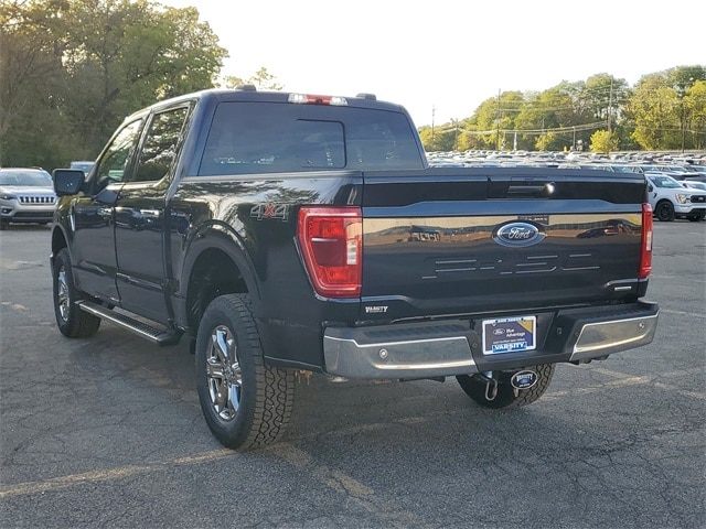 2022 Ford F-150 XLT photo 2