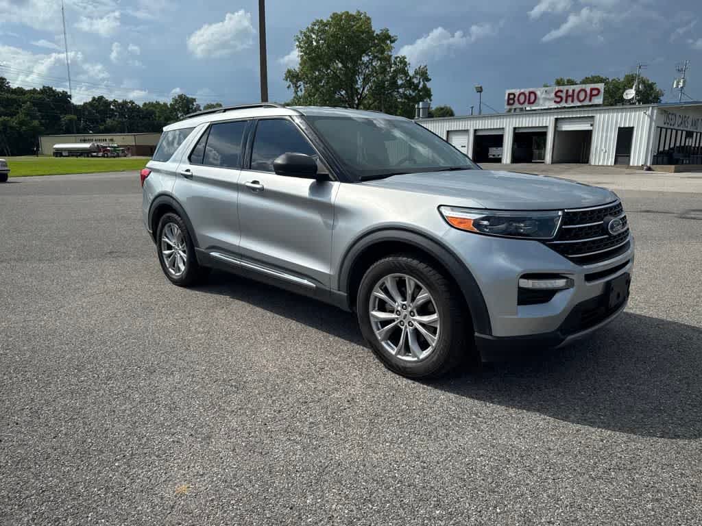 2020 Ford Explorer XLT photo 7