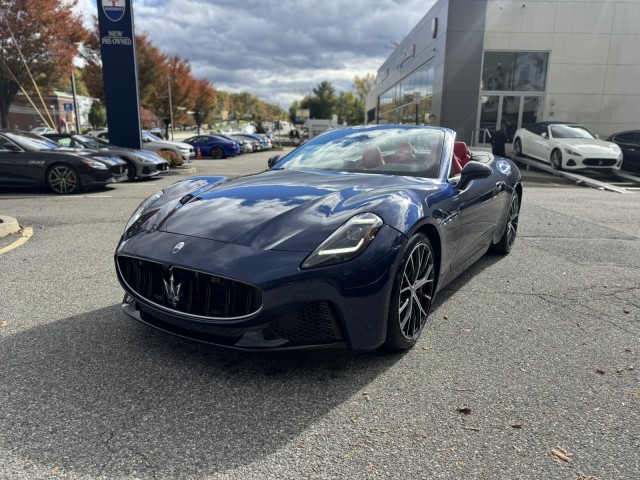 2026 Maserati Grancabrio photo 3