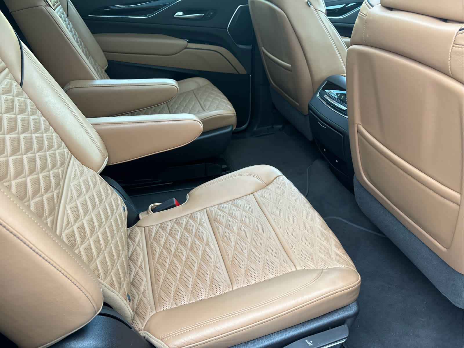 2023 Cadillac Escalade ESV Sport photo 13