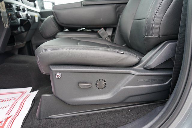 2025 FORD F-250 - Image 34