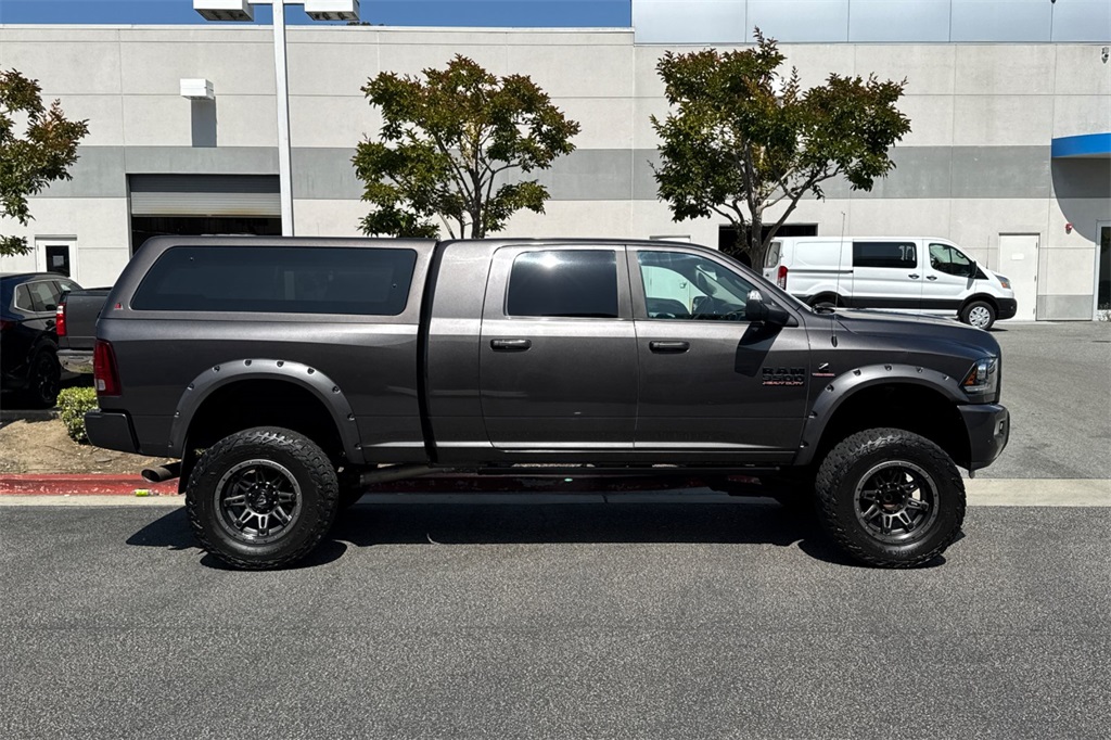 2017 Ram 3500 Laramie photo 3