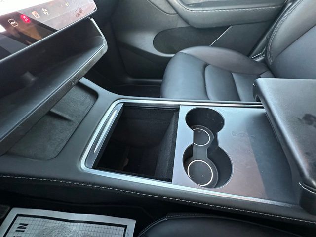 2023 Tesla Model Y Long Range photo 23