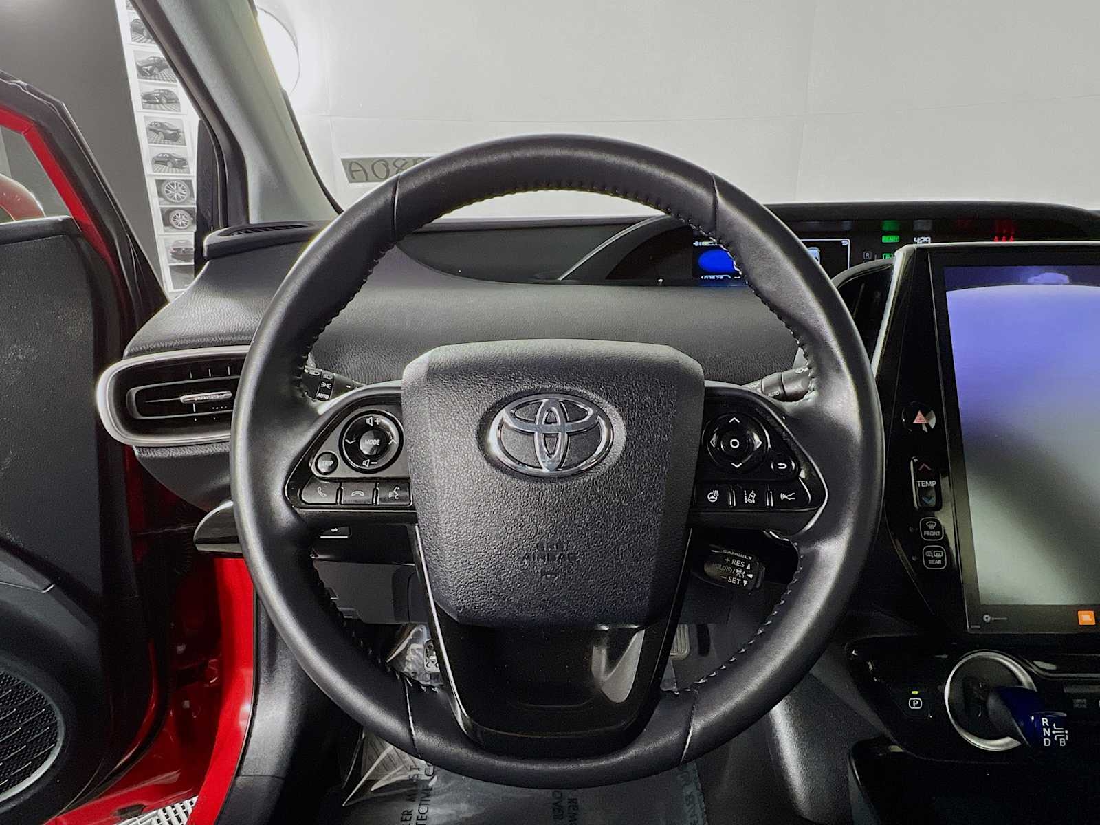 2020 Toyota Prius Prime Limited photo 11
