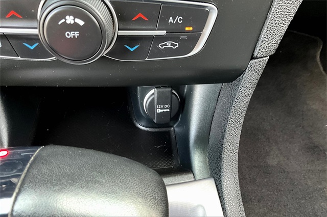2021 Dodge Charger SXT photo 17