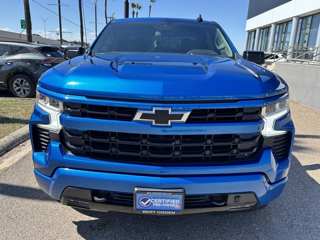 2023 Chevrolet Silverado 1500 RST photo 2