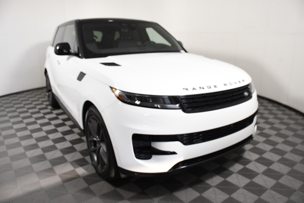 2025 Land Rover Range Rover Sport SE photo 9