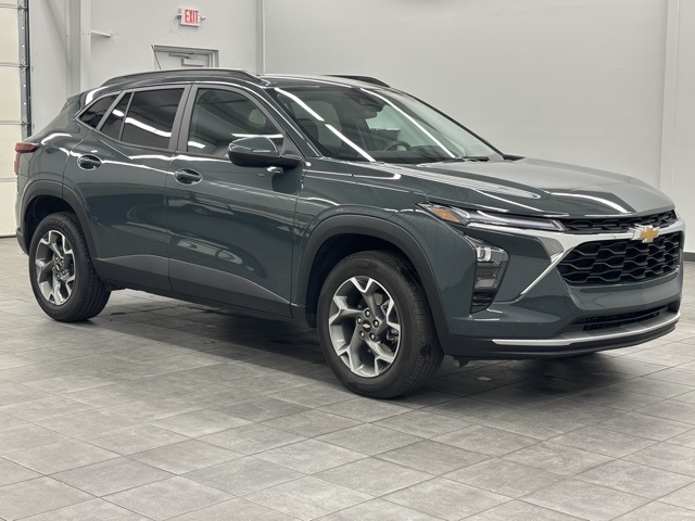 2025 Chevrolet Trax LT's photo