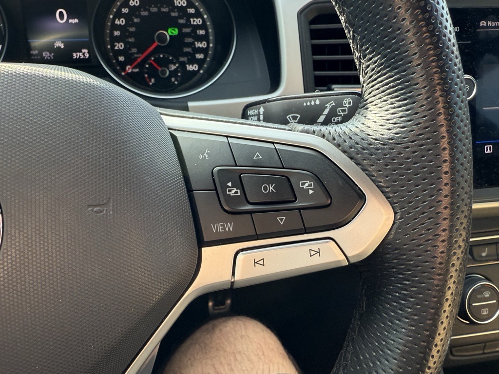 2021 Volkswagen Atlas Cross Sport V6 SE Technology R-Line photo 10