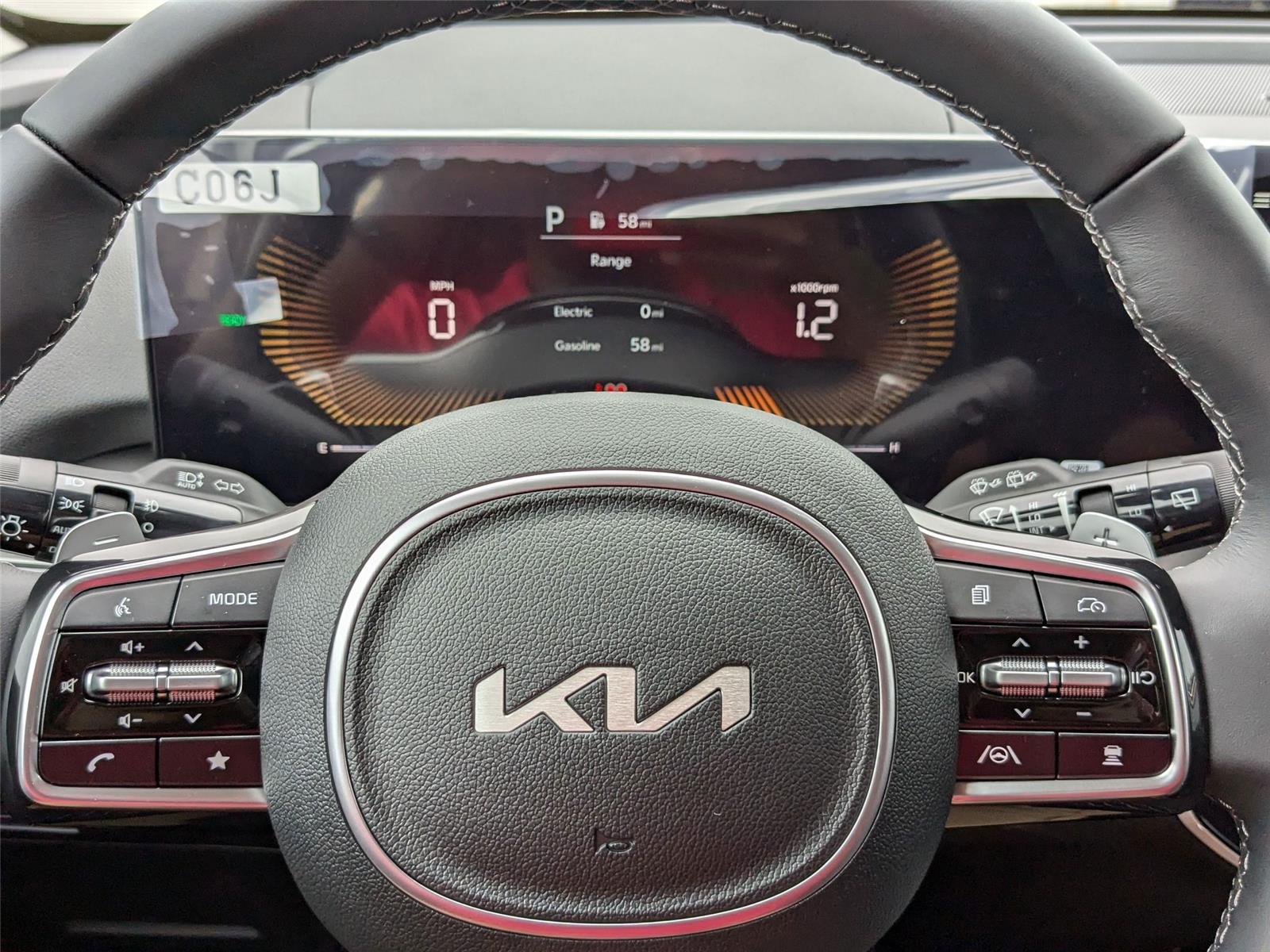 2025 Kia Sorento Plug-In Hybrid EX photo 18