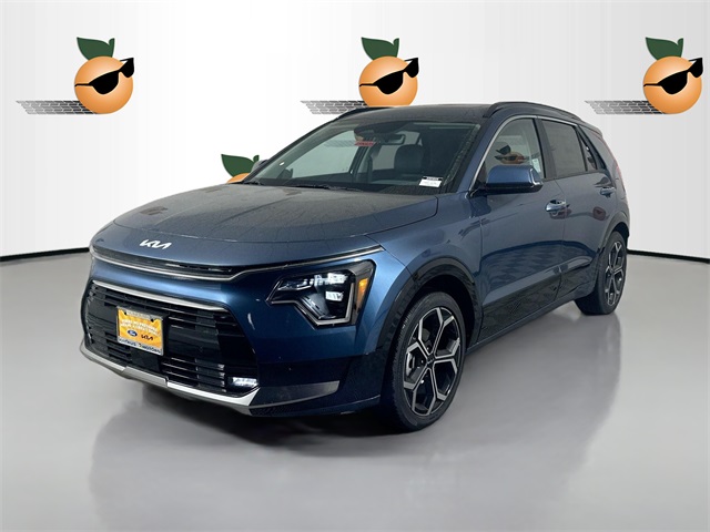 2025 Kia Niro SX Touring photo 2