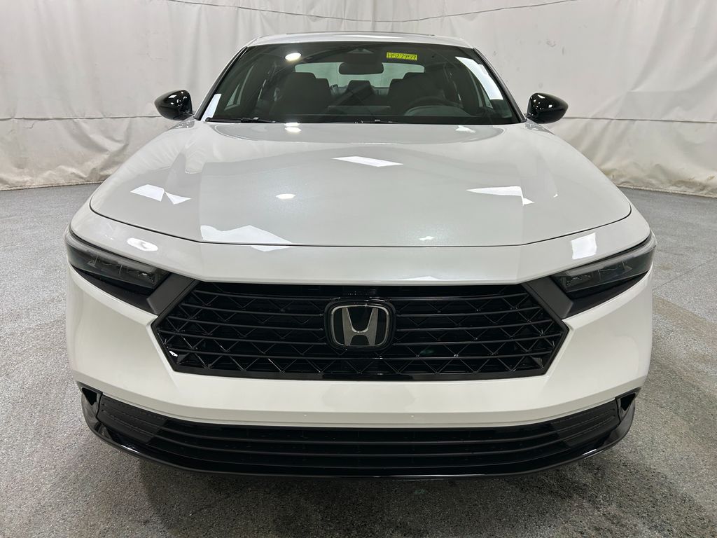 2025 Honda Accord Hybrid Sport-L photo 2